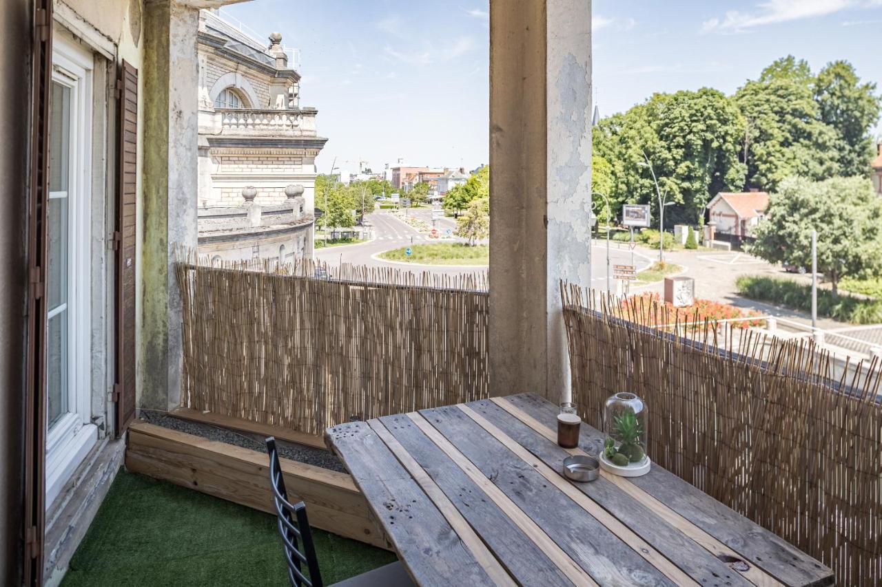 Studio De La Seine - Balcon - Hypercentre - Parking Inclus Apartment Troyes Exterior photo